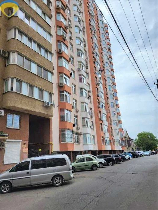 Продам 3-х комнатную квартиру НОВОСТРОЙ Центр ул. Дюковская