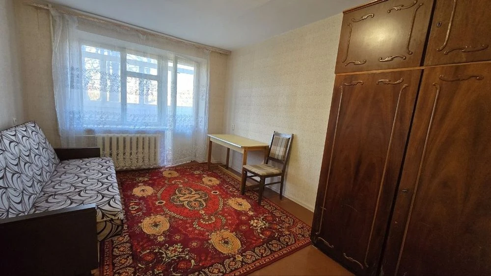 Продаж двох кімнатної квартири на Янгеля