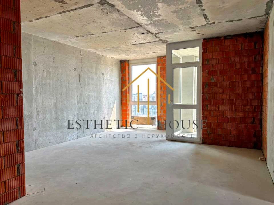 Apartment. Kyiv, Zarichna St., 6