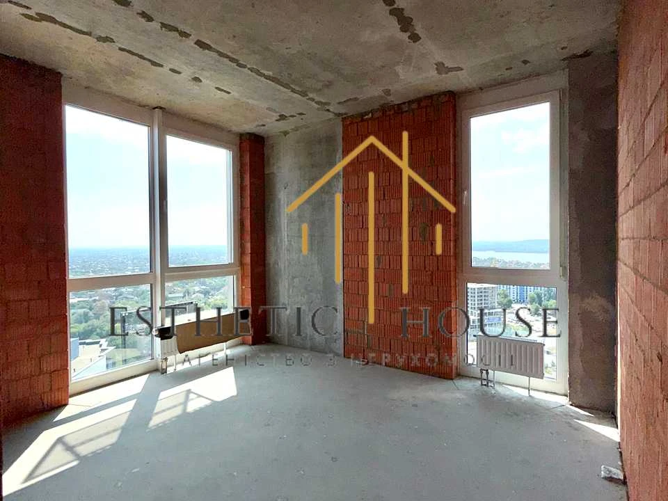 Apartment. Kyiv, Zarichna St., 6