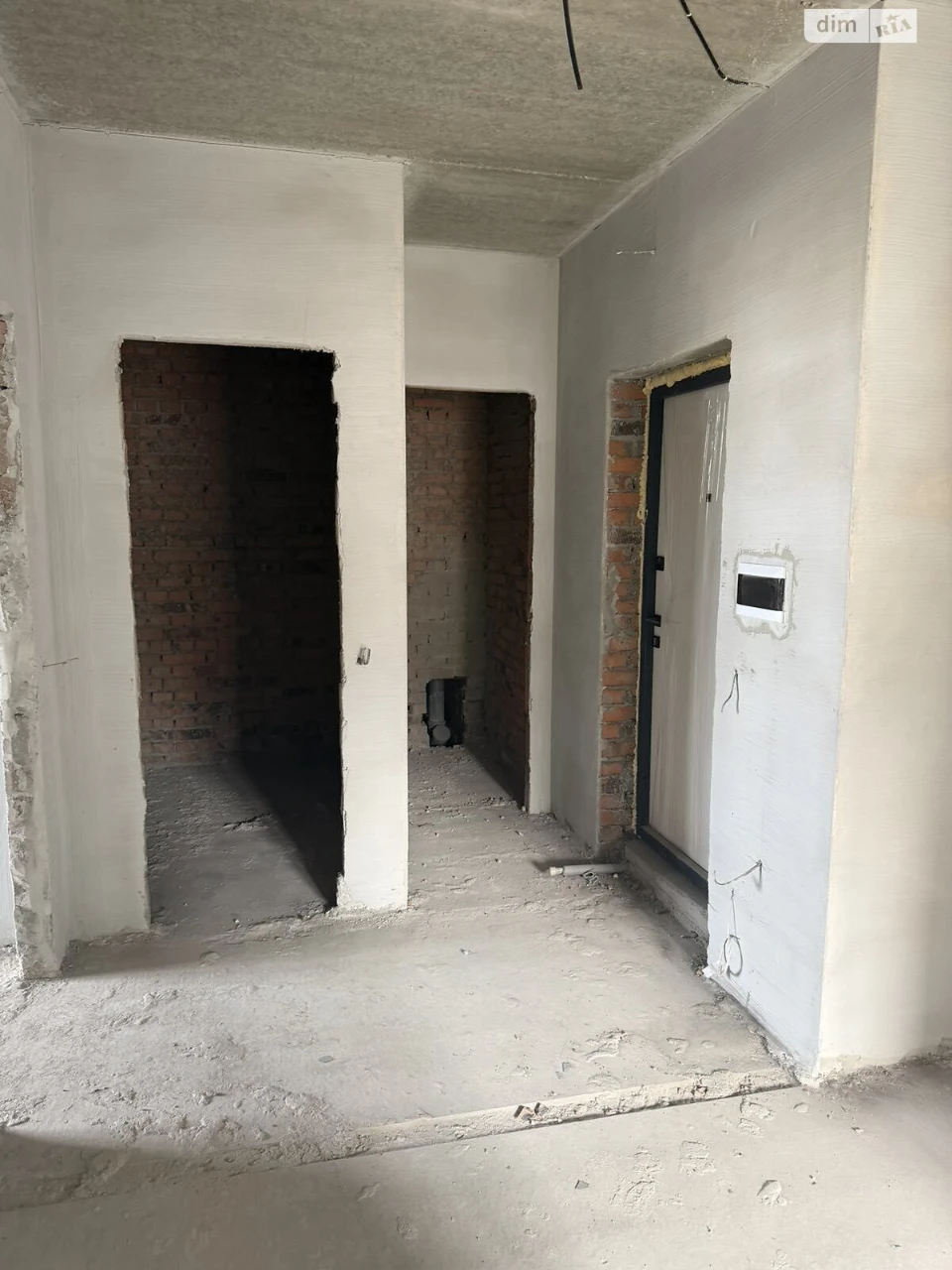 Продаж Квартира Озерна
