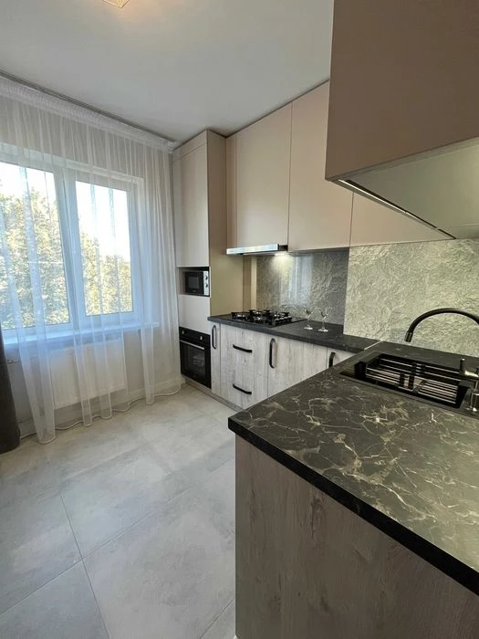 Продаж 1-к Чернігів, вул. Космонавтів. LD