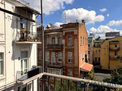 Квартира. Київ, Антоновича вул. (Горького)