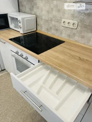 Sale of 1-room apartment 38 sq. m on Beresteyskyi Avenue 71A • ID