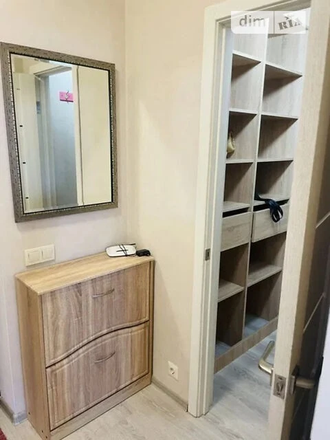 Sale of 1-room apartment 38 sq. m on Beresteyskyi Avenue 71A • ID