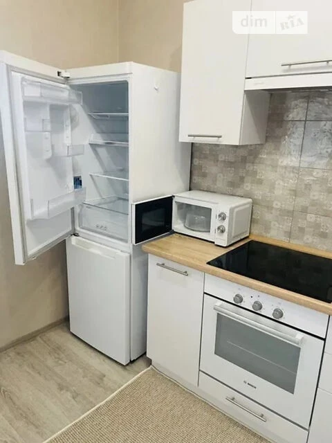 Sale of 1-room apartment 38 sq. m on Beresteyskyi Avenue 71A • ID