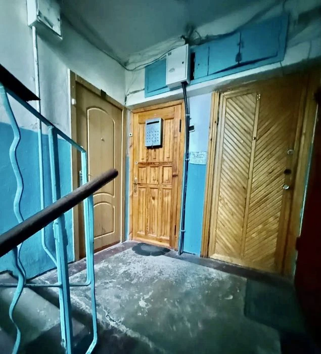 Продам 2к кв. ж/м Западный, Автономное Отопление