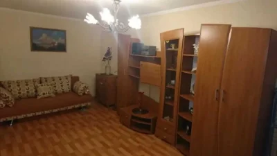 Продам 1к Богдана Хмельницкого .Артема