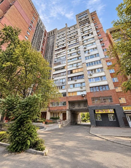 Продаж 3-кімнатної квартири під ремонт | Тополя-1 | 68 м²