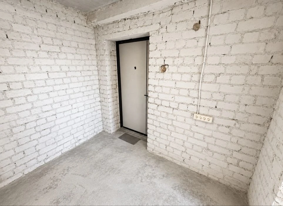 Продаж 3-кімнатної квартири під ремонт | Тополя-1 | 68 м²