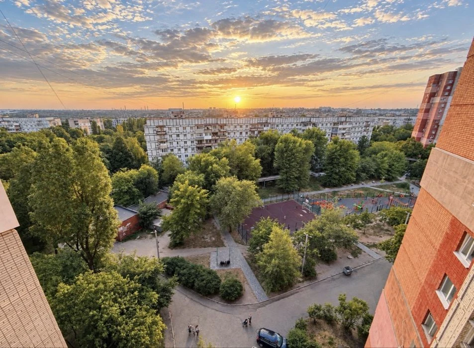 Продаж 3-кімнатної квартири під ремонт | Тополя-1 | 68 м²