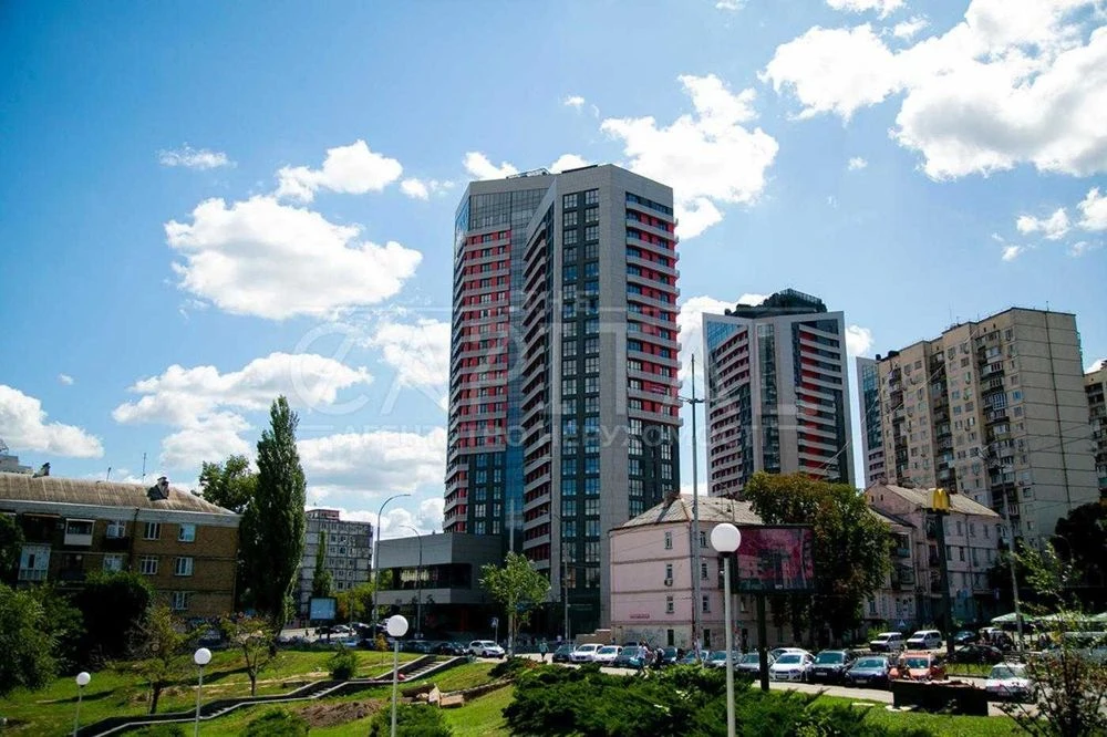 Продаж 1-кімнатна квартира, 5 поверх, 53м2, з дизайнерським