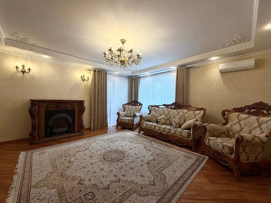 (Без комісії для покупця) Продаж 4 кім. квартири, вул Науков
