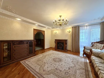 (Без комісії для покупця) Продаж 4 кім. квартири, вул Науков