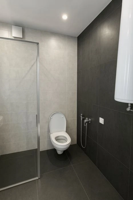 Hydropark new building, the highest quality, CHEAP, URGENT!