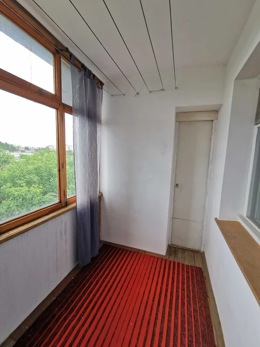 Продам великогабаритну 3-х кімнатну квартиру в елітному райо