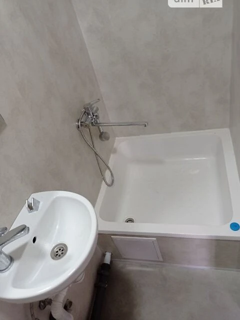 Довготривала оренда 1к квартири на вул. Мілютенка 3 • ID 348