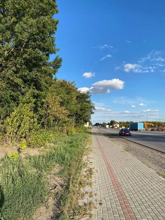 Продаж земельої ділянки під комерцію, 23 сотки біля траси, м