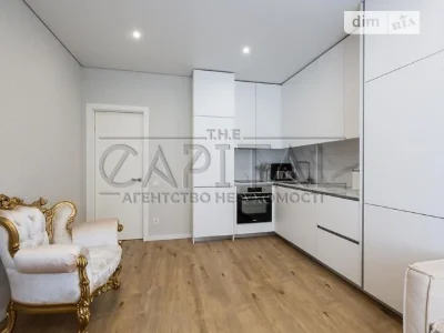 Продаж 2к квартири 45 кв. м на вул. Столичне шосе 1 • ID 347