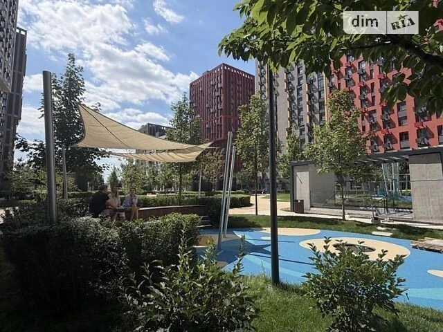 Продаж 2к квартири 45 кв. м на вул. Столичне шосе 1 • ID 347