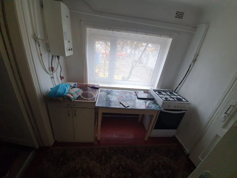 Продам 3-х комнатную недорогую квартиру, ул. Стрелочная