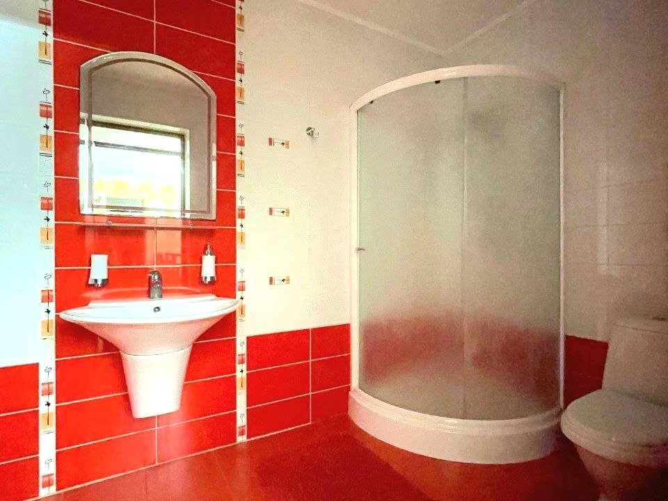 Будинок. Київ, Центральна вул.