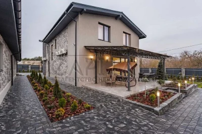 Продаж нового будинку 280 м² на 16 сотках у Києві | Чапаївка