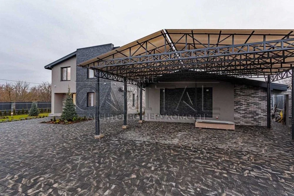 Продаж нового будинку 280 м² на 16 сотках у Києві | Чапаївка