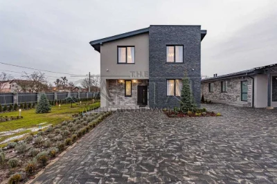 Продаж нового будинку 280 м² на 16 сотках у Києві | Чапаївка