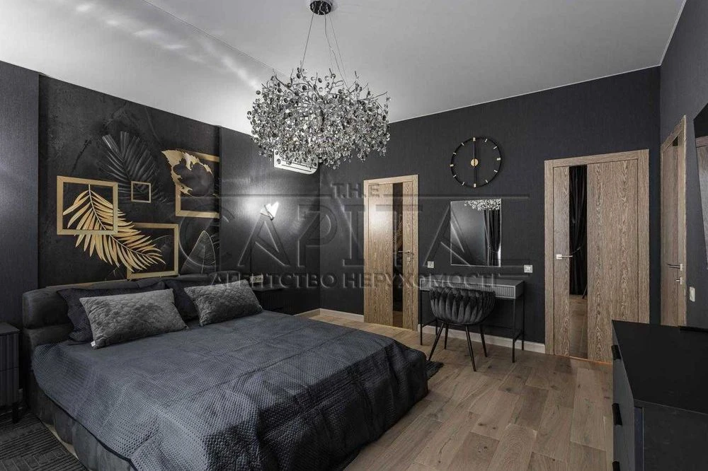 Продаж нового будинку 280 м² на 16 сотках у Києві | Чапаївка