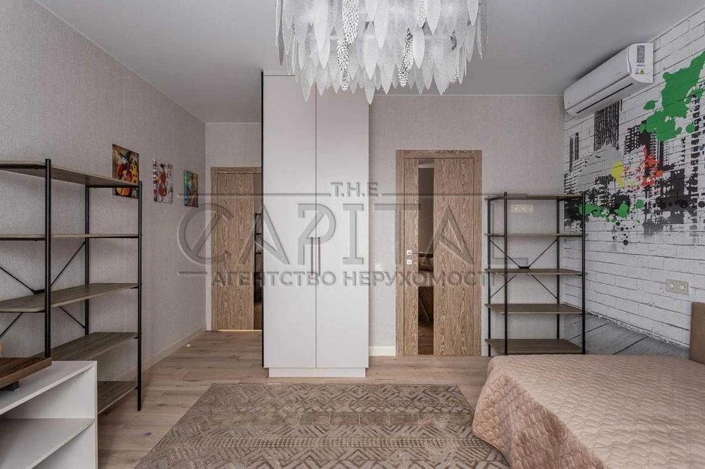Продаж нового будинку 280 м² на 16 сотках у Києві | Чапаївка