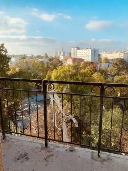Продам 1 кімнатну квартиру в ЖК " Акрополь" на 5й станції Фо
