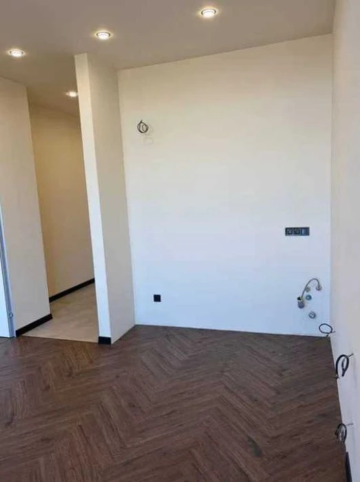 Продам 1-кiмн квартиру 44м в ЖК Manhattan(Манхеттен). На пло