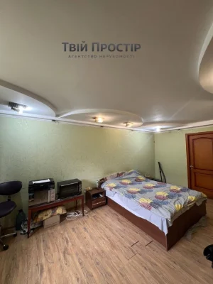 Терміновий продаж 2 кімнатної квартири в Космічному мікрорай