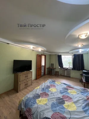Терміновий продаж 2 кімнатної квартири в Космічному мікрорай