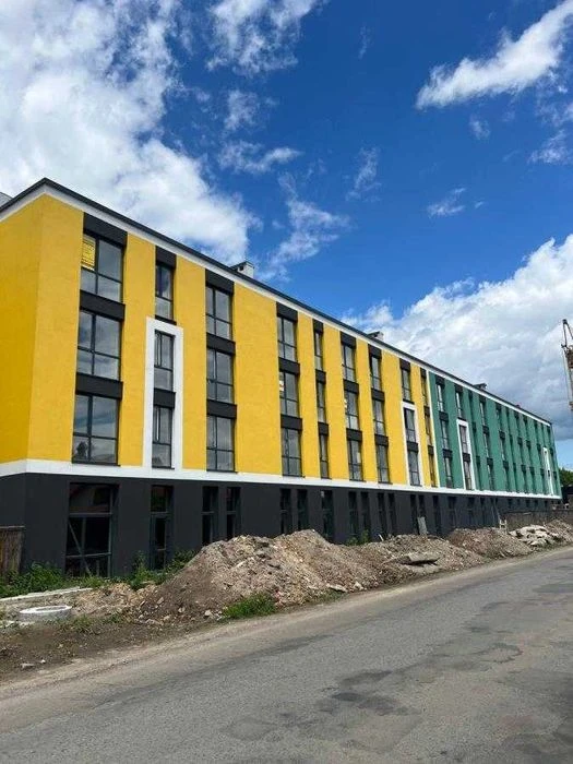 Продається 2 кімнатний сирець в ЖК Акварель. Ціна нижча, ніж