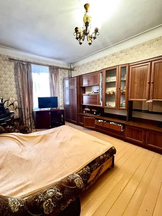 Продаж 2-к квартири Івана Мазепи Новоорловська вул. 29 А Нов