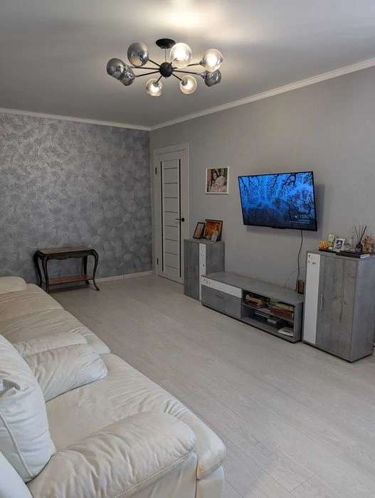 продаж, частини будинку біля ЖК Авалон, 90тис
