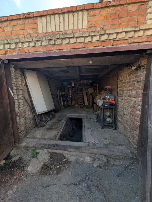 продаж, частини будинку біля ЖК Авалон, 90тис