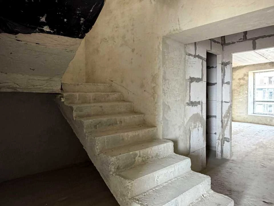 Квартира. Івано-Франківськ, Княгинин вул., (Будинок 3)