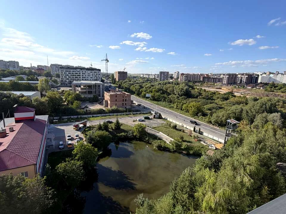 Квартира. Хмельницький, Озерна вул., (Будинок 2)