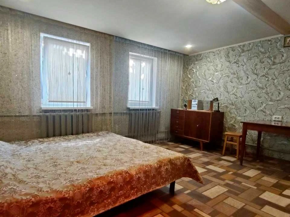 Будинок. Суми, Ярошівська вул. (Вавілова)