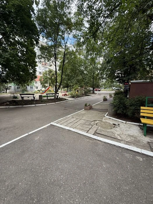 Продам 3к.кв , вул . Героїв Рятувальників ( район Кардіоцент