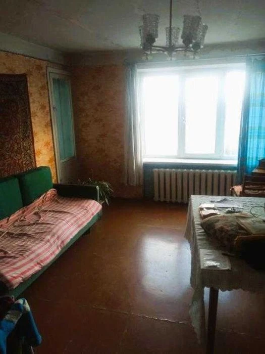 Продаю 2 кімн. квартиру покращеного планування район ринку Х