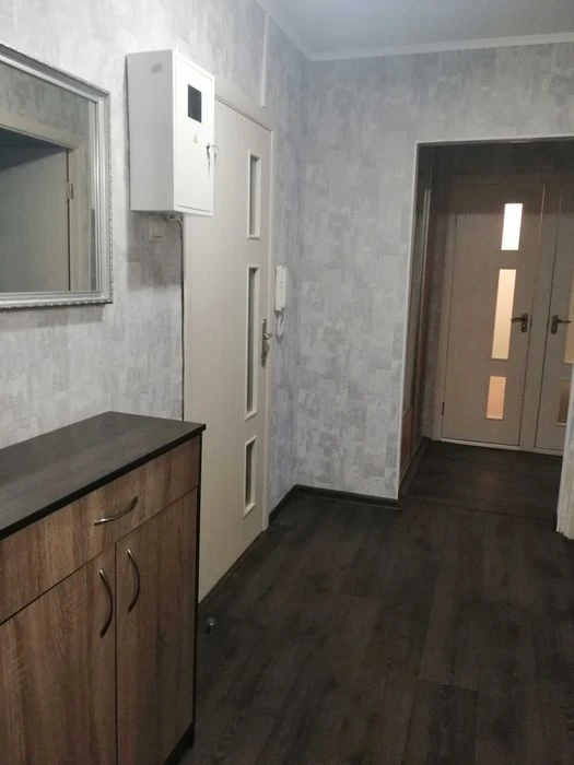 Продам 2 комн. квартиру в хорошем жилом состоянии.