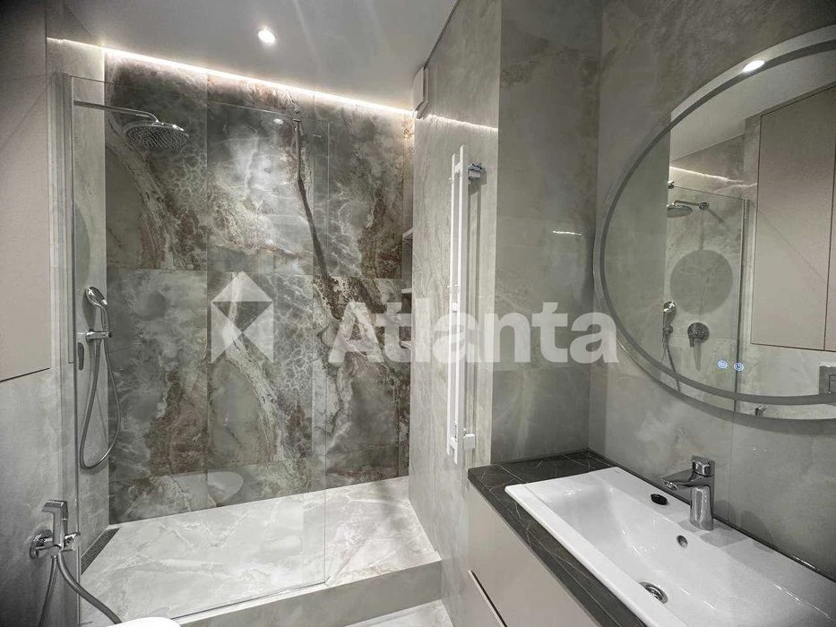 Дуже гарна 1-кімнатна квартира 30.17 м² з ремонтом в Аркадіі