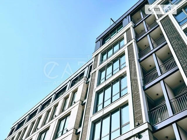 Sale of 3-room apartment 128 sq. m. on Naberezhno-Khreshchatytska 2 st.