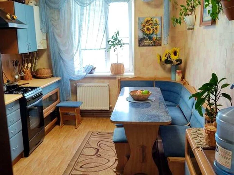 Квартира. Кропивницький, Героїв України вул. (Героїв Сталінг
