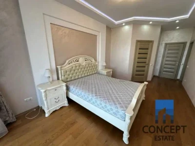 Продаж 3- квартири Нагорний ЖК Panorama Сімферопольська вул.