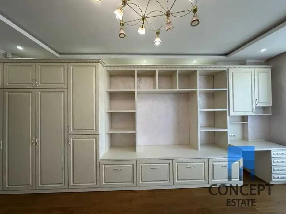 Продаж 3- квартири Нагорний ЖК Panorama Сімферопольська вул.